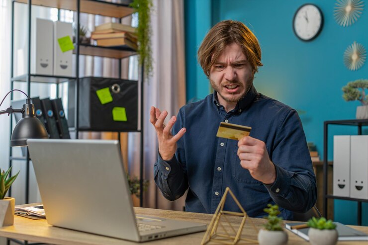 https://img.freepik.com/premium-photo/annoyed-angry-stressed-freelancer-man-try-pay-online-shopping-with-smartphone-blocked-credit-card_191803-3580.jpg