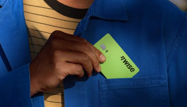 نحوه دریافت کارت فیزیکی وایز؛ شرایط، هزینه و زمان ارسال