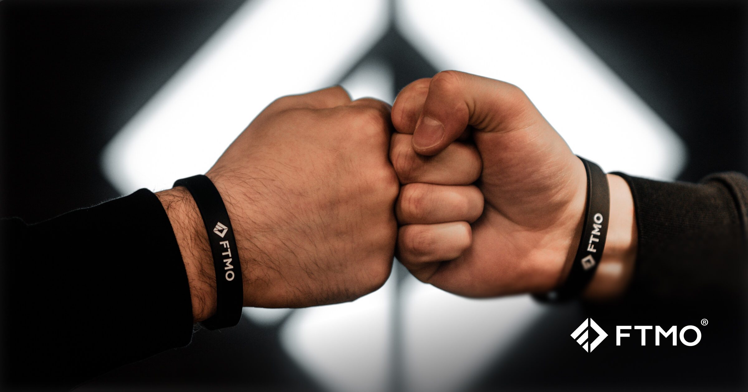 FTMO چیست؟راهنمای صفر تا صد قبولی در چالش FTMO